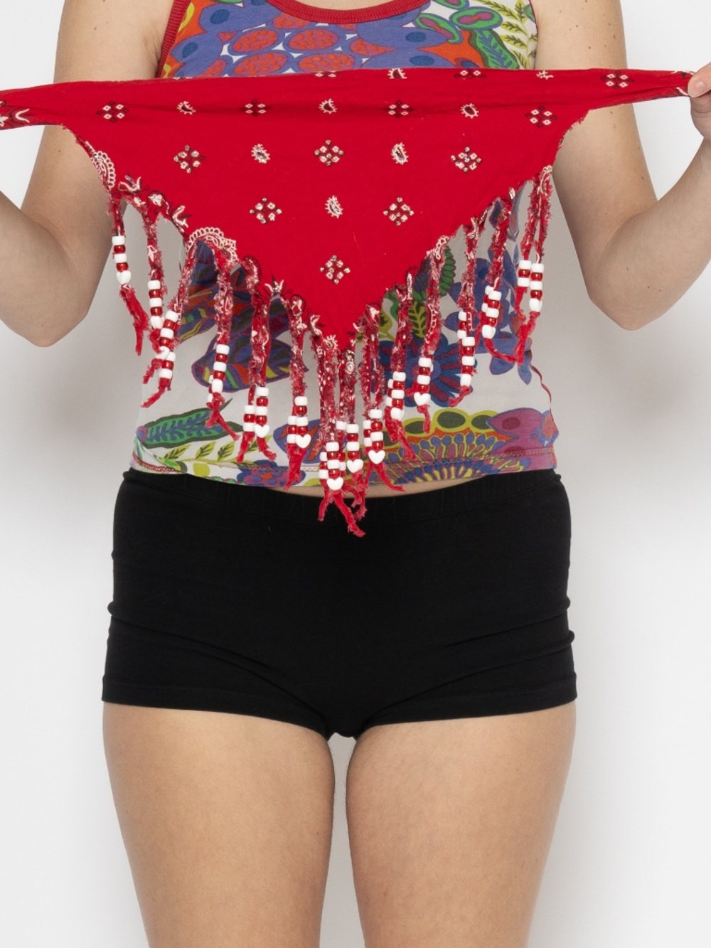 Y2k red beaded bandana w/ tassels
